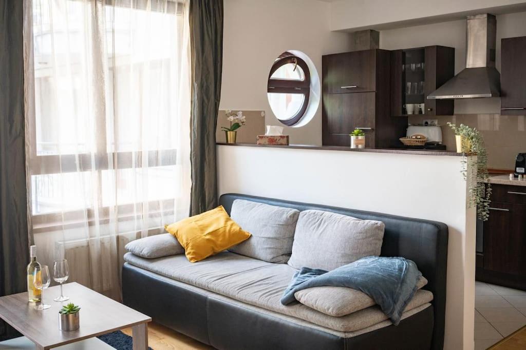 Free Parking! Soho Budapest 304, 4 Ppl, Ac, Fast Wifi, Smart Tv ภายนอก รูปภาพ
